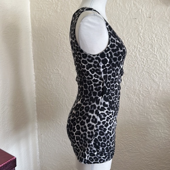 Express Black White Leopard Pattern Crossover Tank Top Blouse - Picture 6 of 9